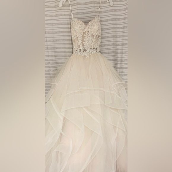 Randy Fenoli Wedding Dress - Picture 2 of 3